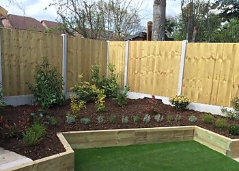 3 Best Fencing Contractors in Chester, UK - Expert ...