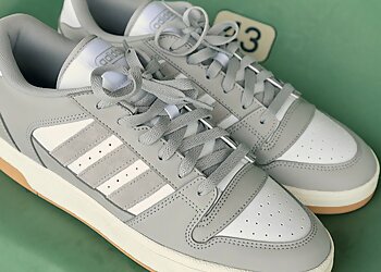 Deichmann Livingston