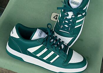 Deichmann Livingston