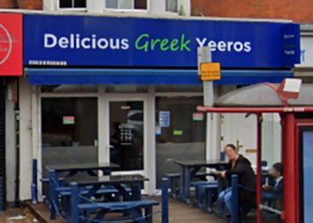 Delicious Greek Yeeros