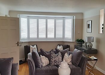 Dencas Blinds