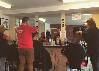 3 Best Barbers in Plymouth, UK - Expert Recommendations