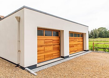 Doormatic Garage Doors