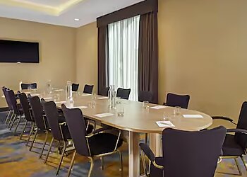 DoubleTree by Hilton Hull