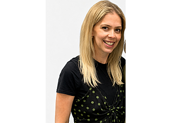 Dr Amie Curtis - NORWICH PSYCHOLOGY PROJECT Dr Amie Curtis - NORWICH PSYCHOLOGY PROJECT