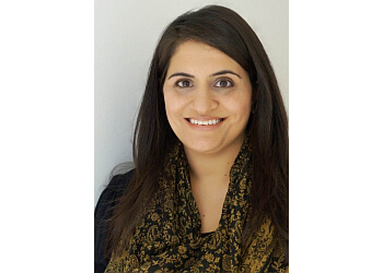 Leicester psychologists Dr Nisha Karia - MAXIMINDS CLINICAL PSYCHOLOGY SERVICES  image 1