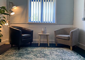 Dr Tracy Ann Richardson - WOLDS PSYCHOLOGY LTD