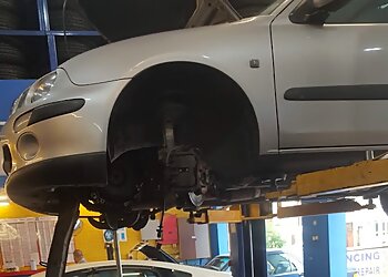Ealing Tyres Servicing & MOT