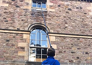 Easy Access Window Cleaning