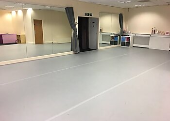 El Dance Studios