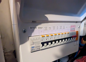 Electrician 2U Wakefield