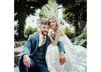 Ella DM Photographer