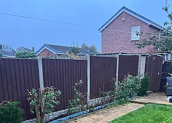 Ripon fencing contractors Elmwood Landscaping & Fencing Ltd. image 1