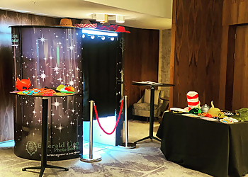 Emerald Lion Photo Booths Ltd
