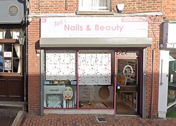 Emily's Nails And Beauty