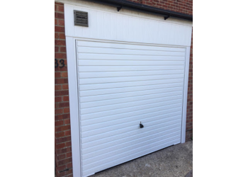 3 Best Garage Door Companies in Portsmouth, UK - Expert Recommendations
