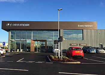 Leeds car dealerships Evans Halshaw Hyundai Leeds image 1