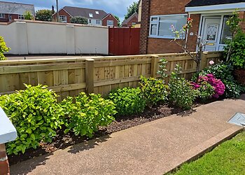 Exeter fencing contractors Exeter Fencing Services image 1