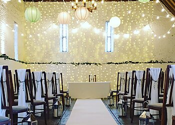 Extremely Lovely Weddings