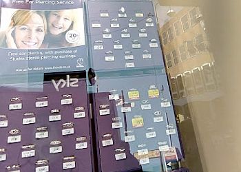 F.Hinds the Jewellers