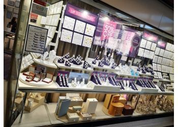 F.Hinds the Jewellers