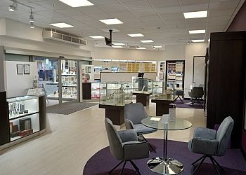 F.Hinds the Jewellers