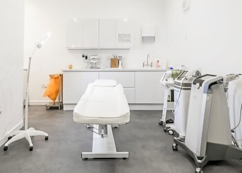 South Lanarkshire cosmetic clinics FTT Skin Clinics image 1