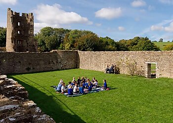 Farleigh Hungerford Castle
