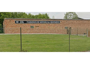 Farmhouse Kennels