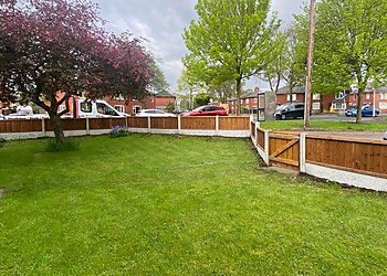 Farnworth Fencing Ltd
