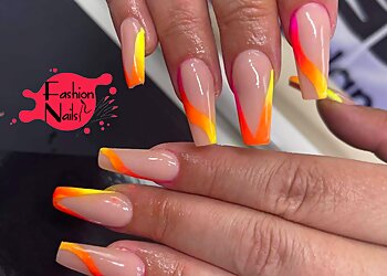 V Fashion nails & spa