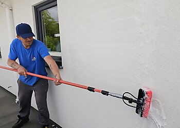 Poole cleaning services Fast Limpa image 1