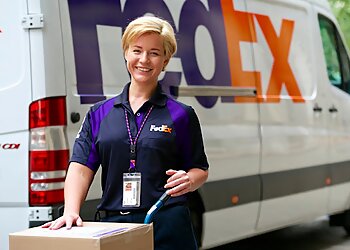 Swansea courier services FedEx Station image 1