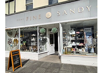Fine & Sandy