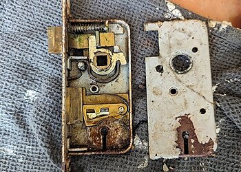 First Choice Locksmiths