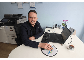 Freelancer Lets and Sales