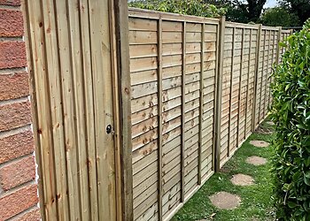 Brighton fencing contractors G D Fencing image 1