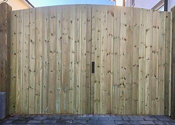 G J Meaker Fencing