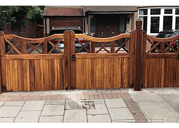 Garden Fencing London Ltd.