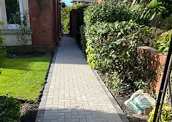 Garden Kings (Fencing Contractors)