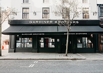 Belfast jewellers Gardiner Brothers Jewellers  image 1