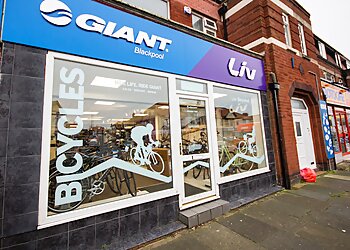 Blackpool bicycle shops Giant Store  Blackpool image 1