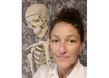 Oldham osteopath Gillian Watson - OSTEOPATHIC PRACTICE image 1