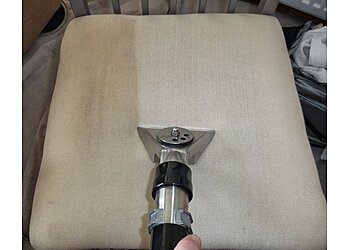 Greener Cleaning for Healthy Homes & Workplaces