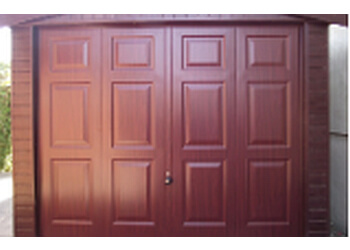 3 Best Garage Door Companies in Bradford, UK - Expert Recommendations