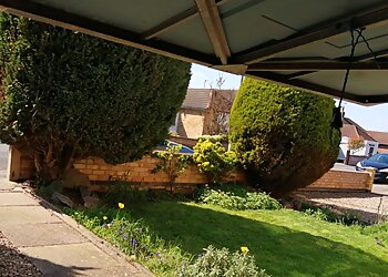 Groot's Garden and Landscape Maintenance Services