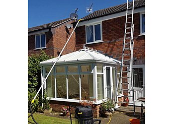 Gutter Clear and Cleaning Service