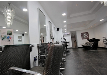 3 Best Hairdressers in Bolton, UK - Top Picks October 2018