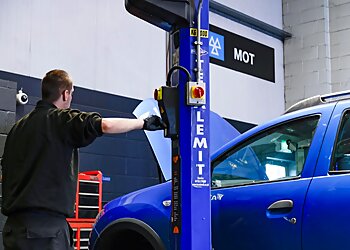 Halfords Autocentre Stockton on Tees