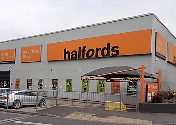 Worcester Park bicycle shops Halfords Worcester Park image 1